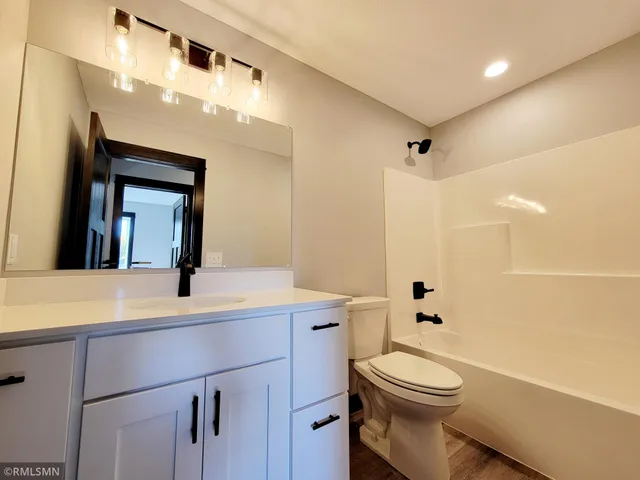 $399,900 | 320 Falcon Run, Eagle Lake, MN 56024