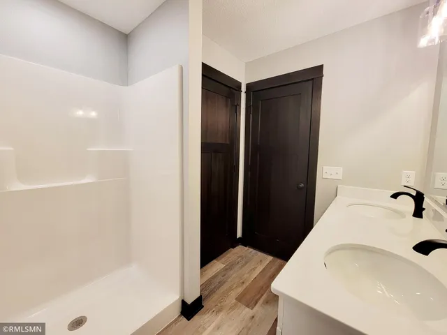 $399,900 | 320 Falcon Run, Eagle Lake, MN 56024