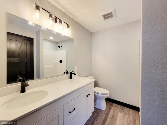 $399,900 | 320 Falcon Run, Eagle Lake, MN 56024