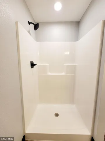 $399,900 | 320 Falcon Run, Eagle Lake, MN 56024