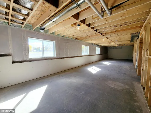 $399,900 | 320 Falcon Run, Eagle Lake, MN 56024