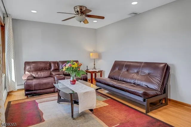 $555,000 | 25 Sunset Trail, Rockaway, NJ 07866