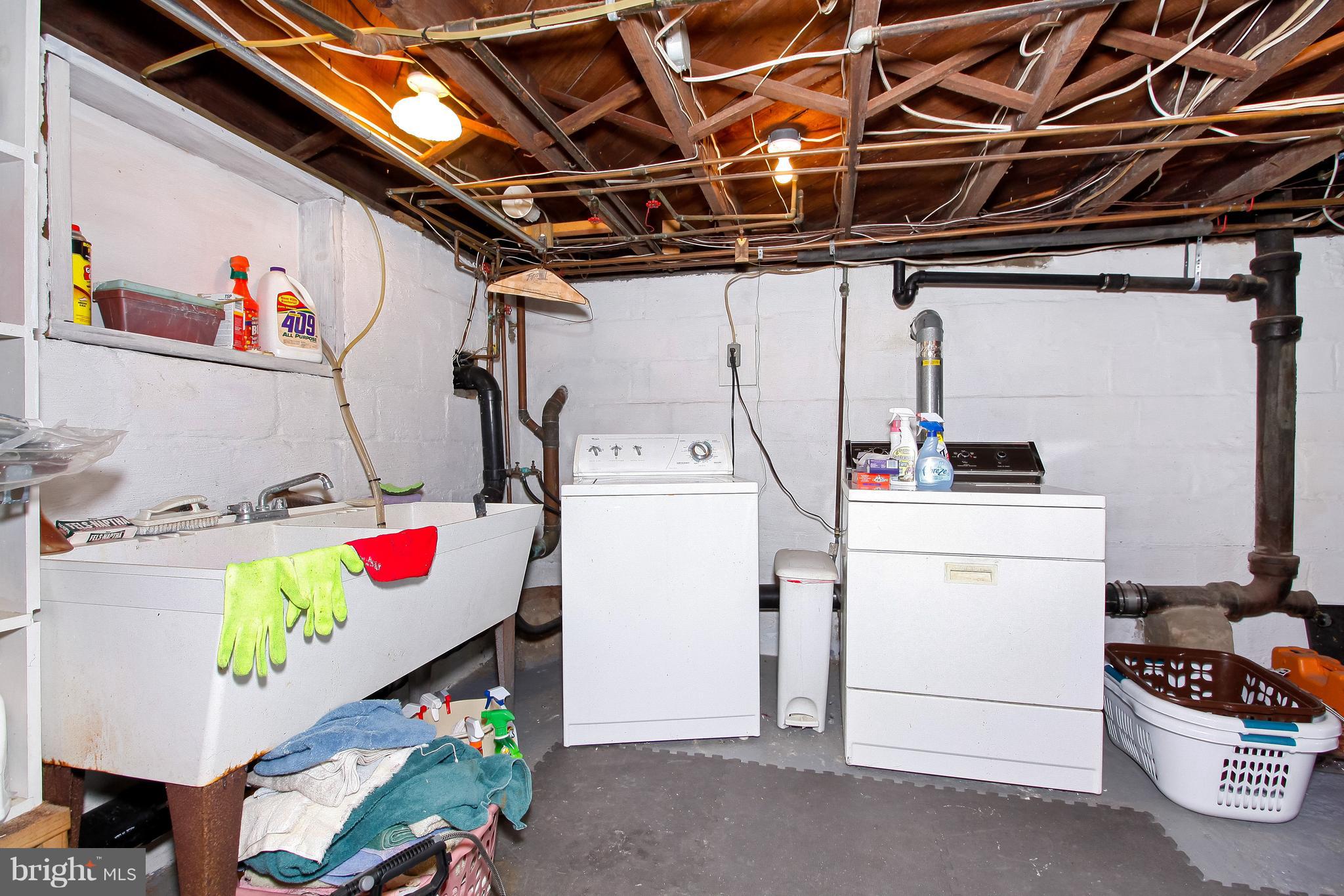 401 Georgetown Road Glassboro, NJ 08028 - Photo 44 of 64 a utility room with dryer and washer