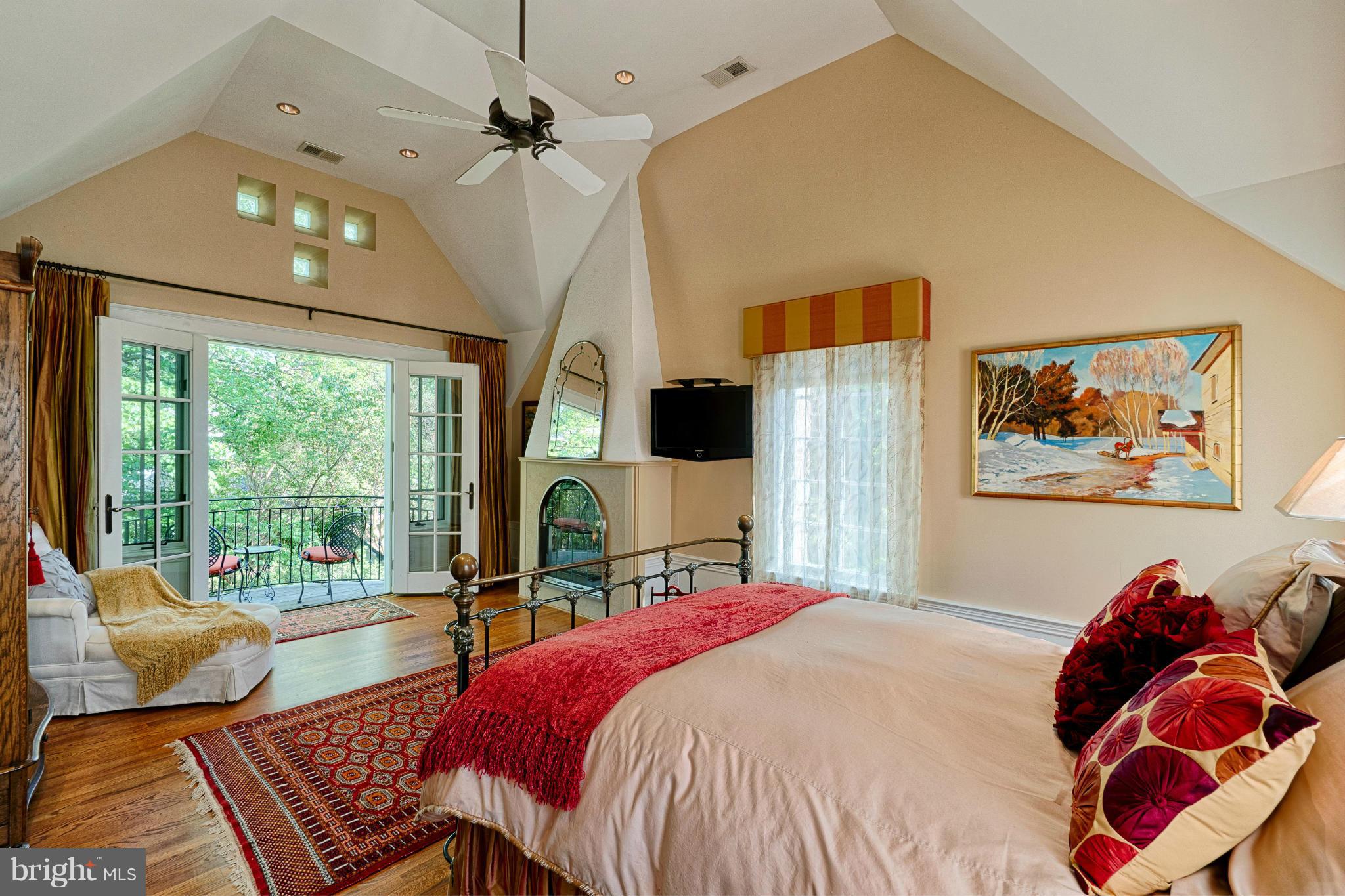 3615 North Glebe Road Arlington, VA 22207 - Photo 19 of 30 a bedroom with a bed and glass window