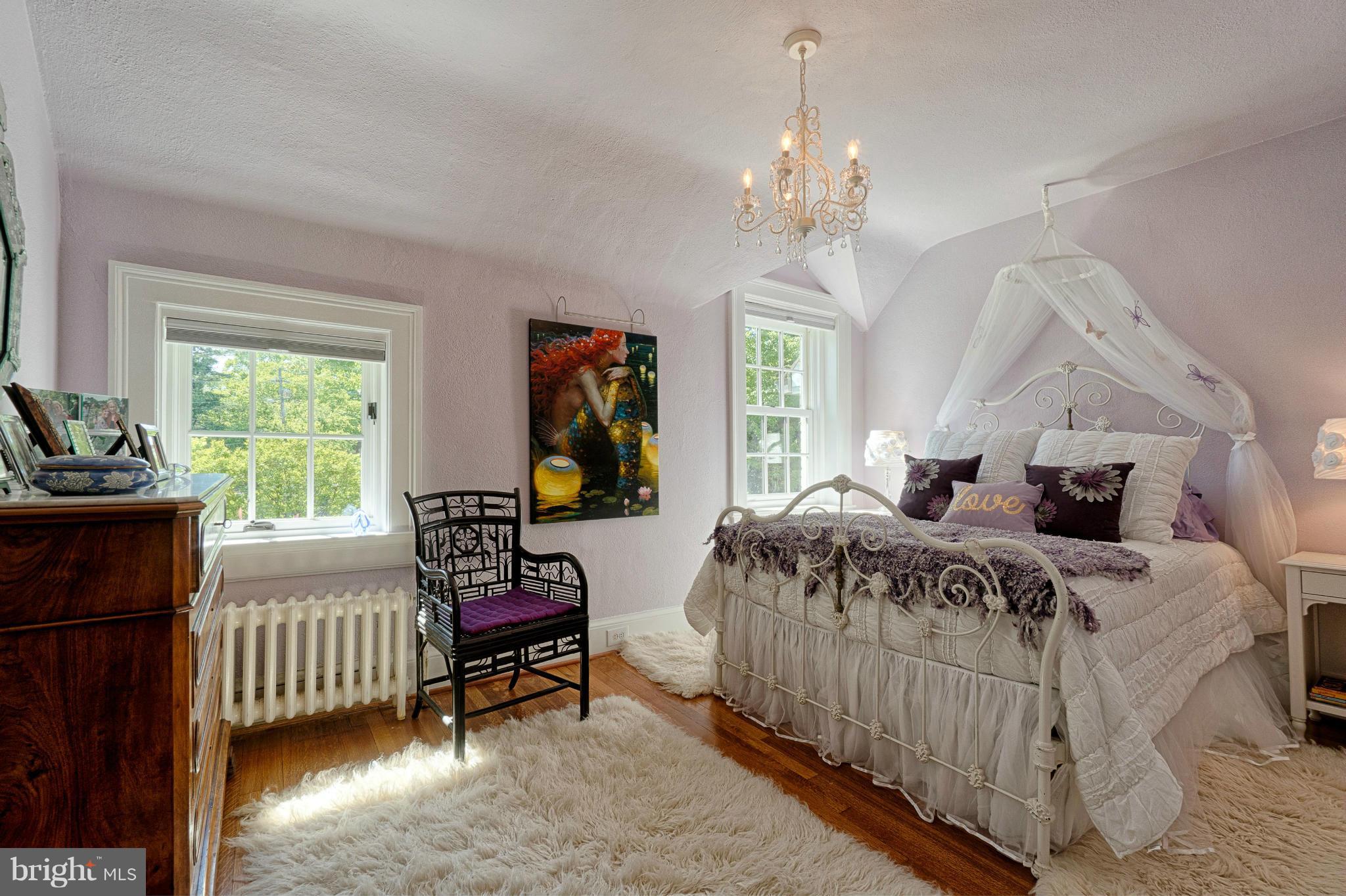 3615 North Glebe Road Arlington, VA 22207 - Photo 25 of 30 a bedroom with a bed and a window