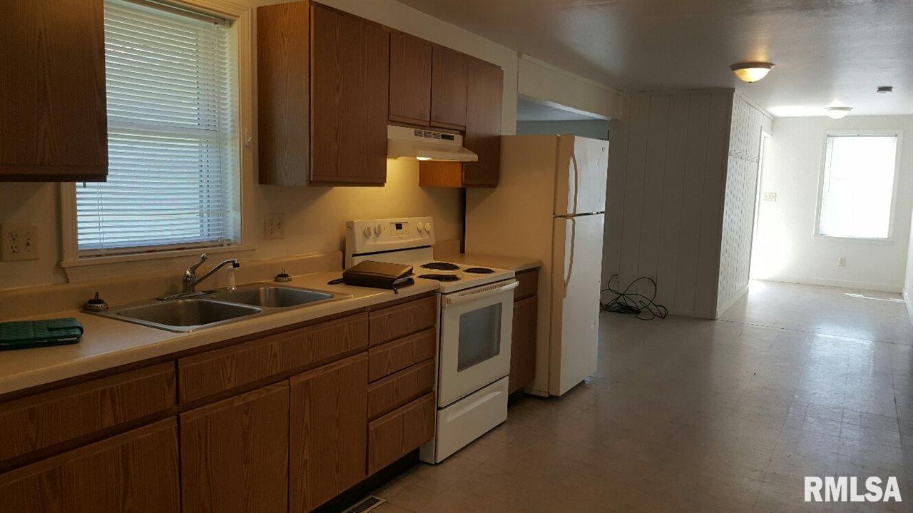 601 West Orchard Street Macomb, IL 61455 - Photo 8 of 15