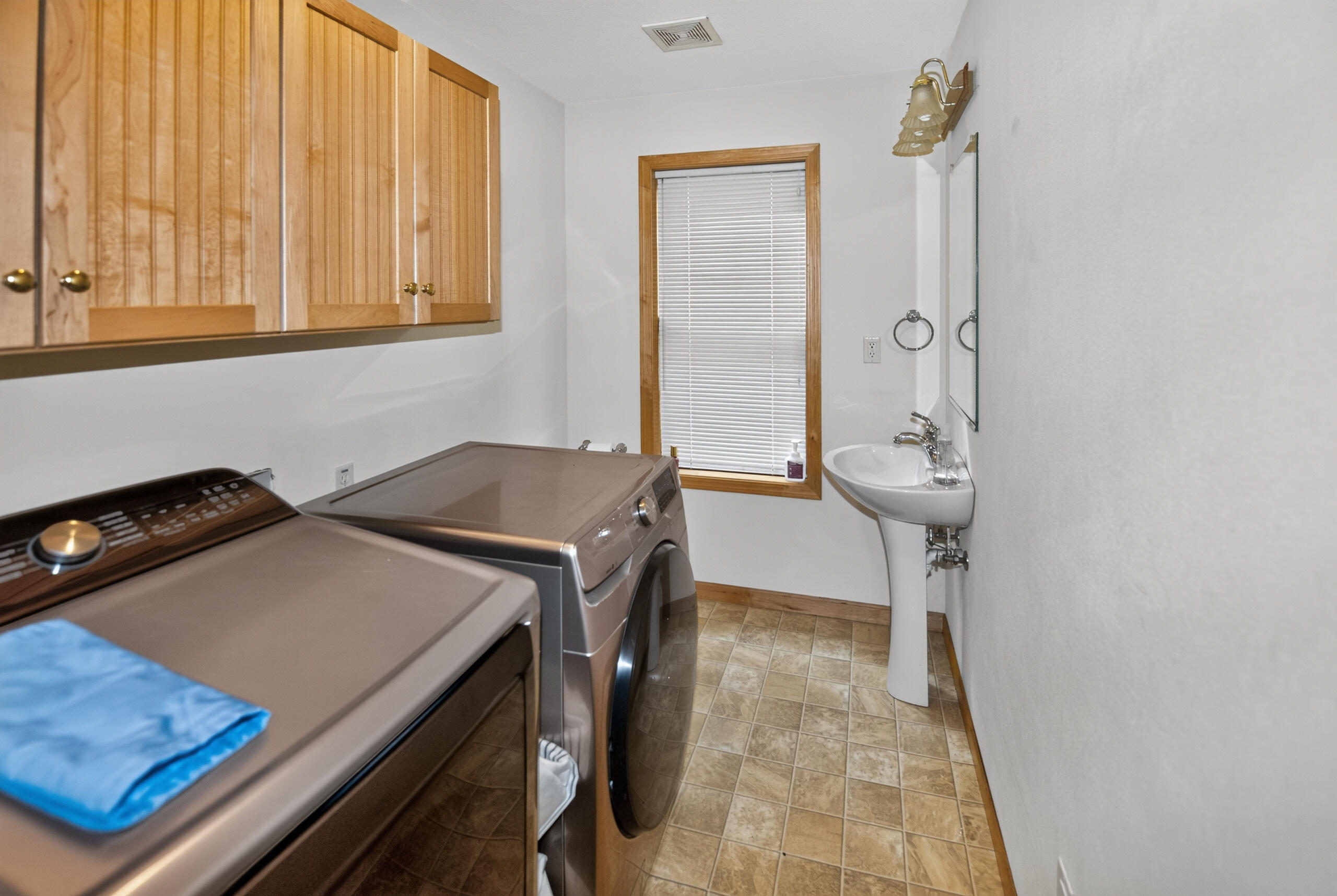 1302 Franklin Street Racine, WI 53403 - Photo 12 of 30 Main Level Laundry & Half Bath