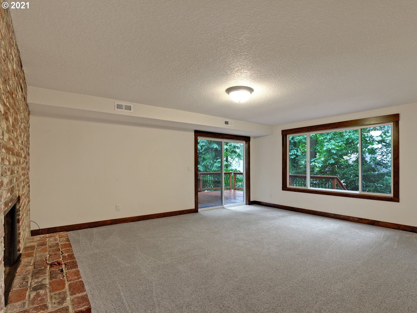 2011 Ridgewood Lane Lake Oswego, OR 97034 - Photo 18 of 29 Gallery Image 18