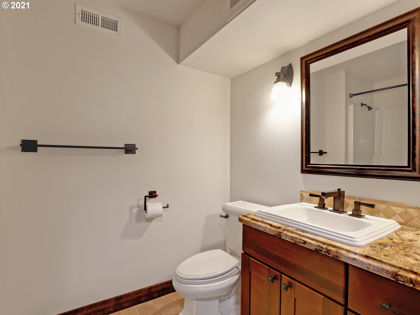2011 Ridgewood Lane Lake Oswego, OR 97034 - Photo 22 of 29 Gallery Image 22