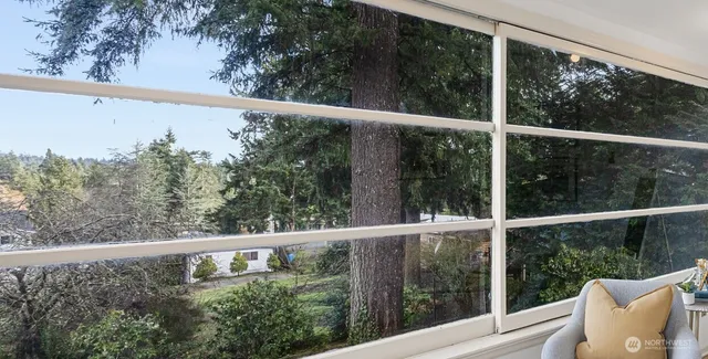 $2,069,000 | 19019 16th Avenue Northeast, Shoreline, WA 98155