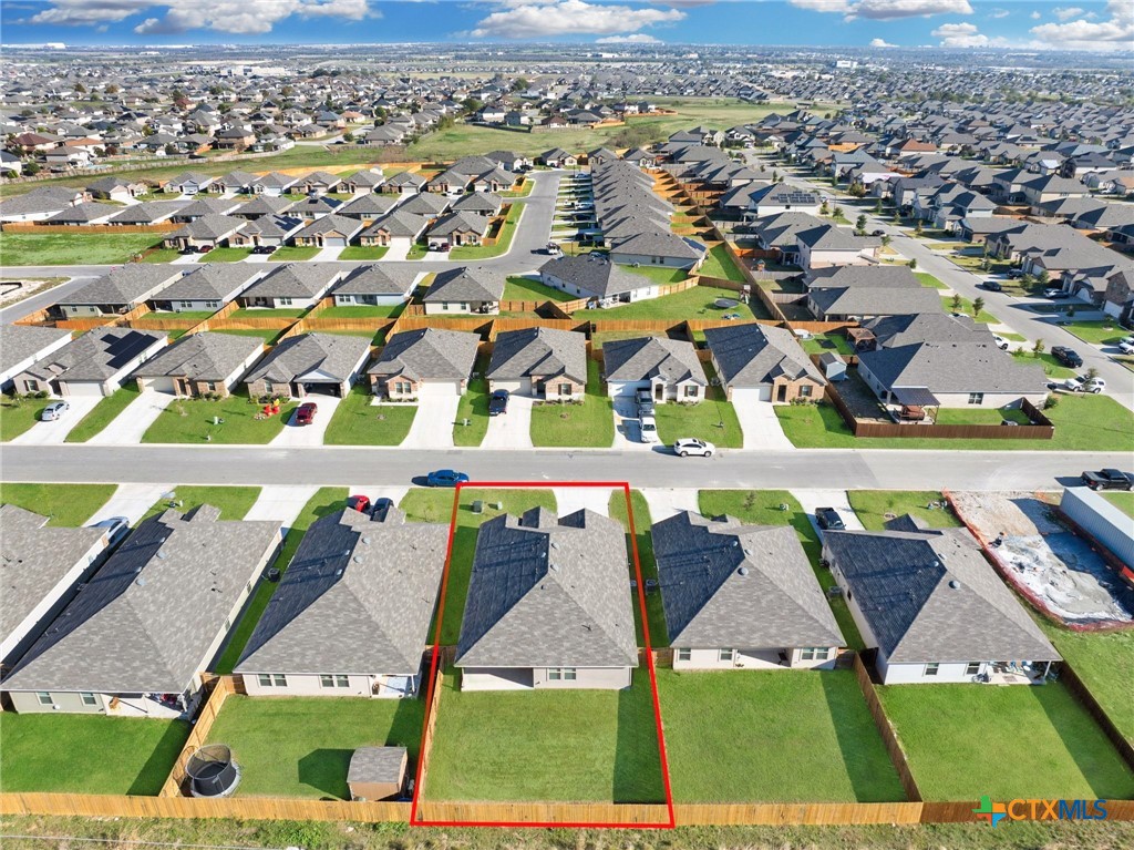 922 Stone Vly Road Temple, TX 76502 - Photo 28 of 32 an aerial view of residential houses with outdoor space