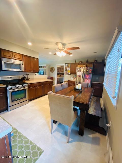 7410 Lark Road Crestwood, KY 40014 - Photo 21 of 29 Eat in kitchen with room for a large table