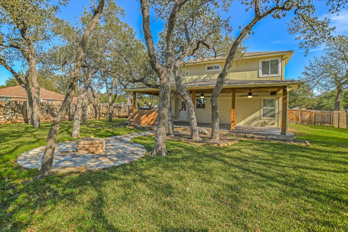 3462 Flowstone Lane Round Rock, TX 78681 - Photo 30 of 33 a view of a yard in front of a house