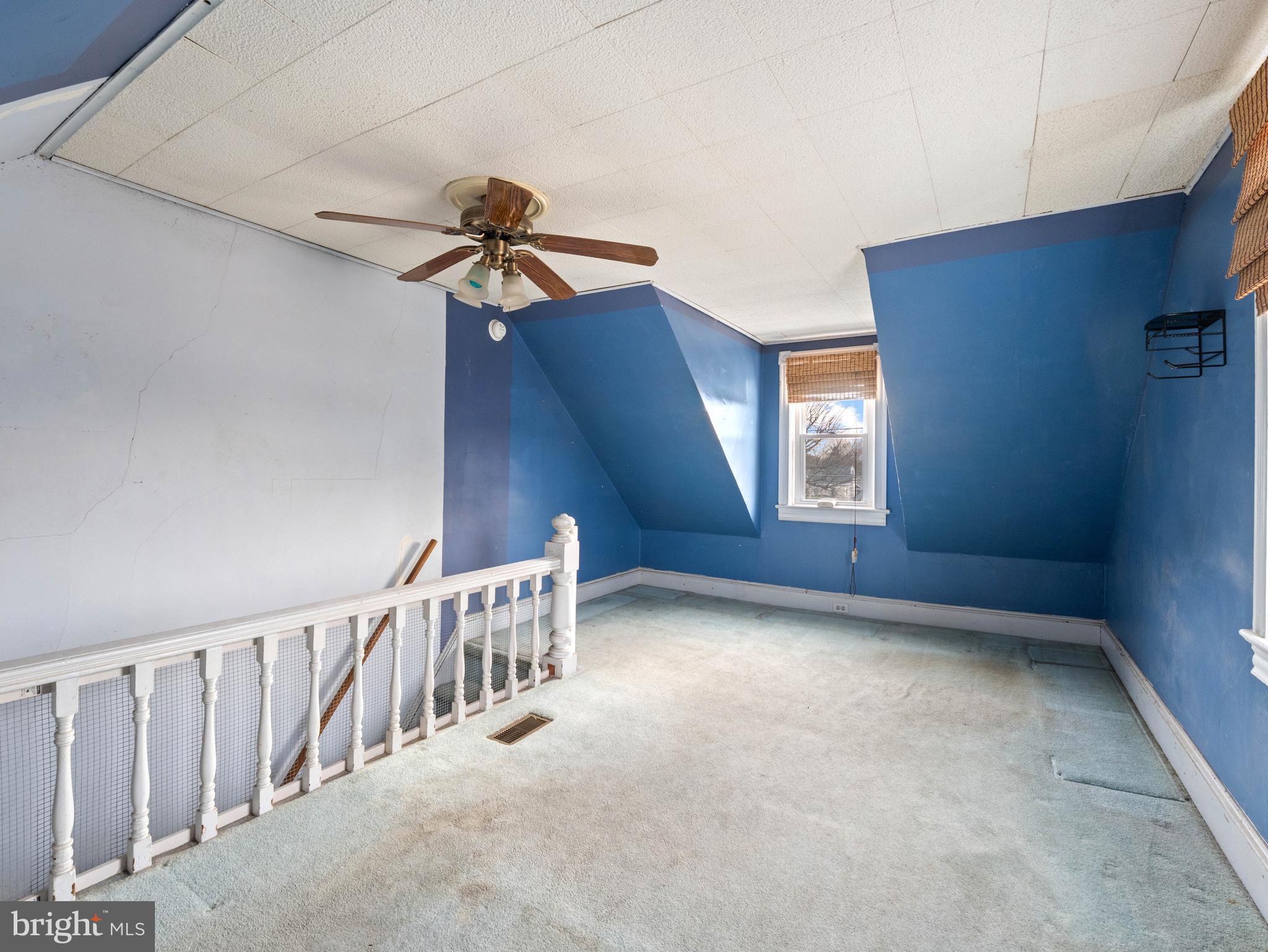 700 Chestnut Street Delanco, NJ 08075 - Photo 24 of 31 a view of a hallway with windows