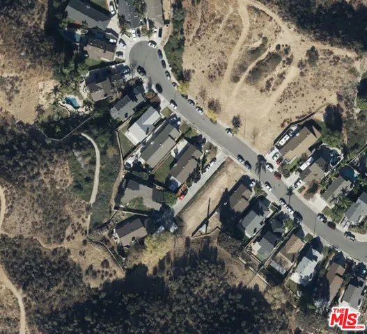 $380,000 | 22908 White Pine Place, Saugus, CA 91390