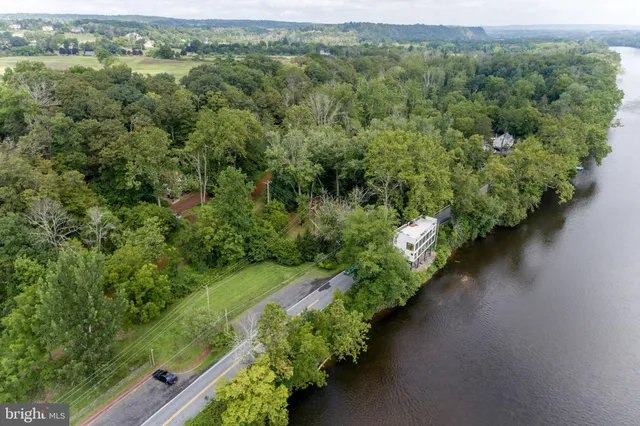 $209,000 | 773 River Road, Erwinna, PA 18920