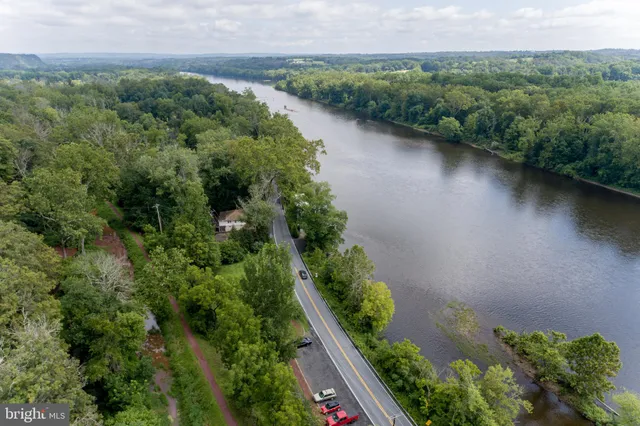 $209,000 | 773 River Road, Erwinna, PA 18920