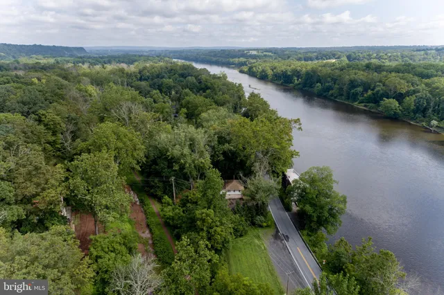 $209,000 | 773 River Road, Erwinna, PA 18920