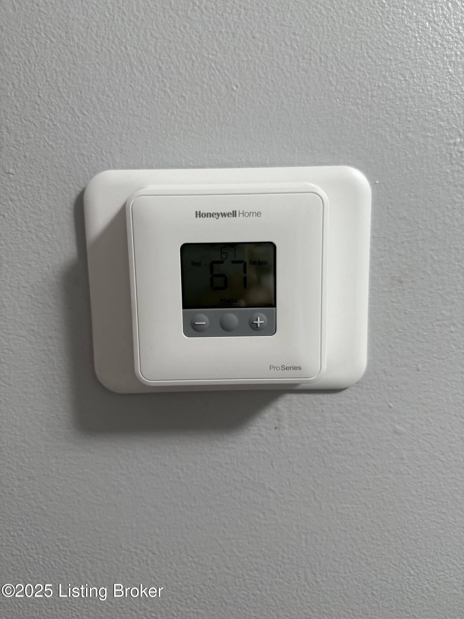 160 Dewberry Road Louisville, KY 40229 - Photo 34 of 43 New HVAC
