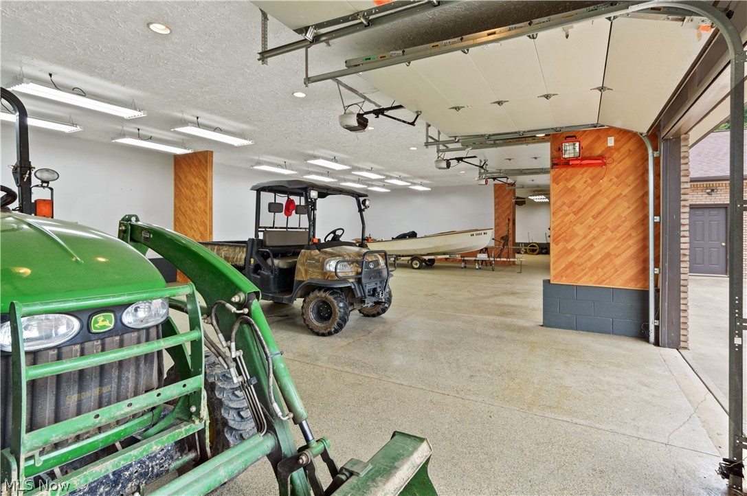 8000 Brakeman Road Painesville, OH 44077 - Photo 8 of 25
