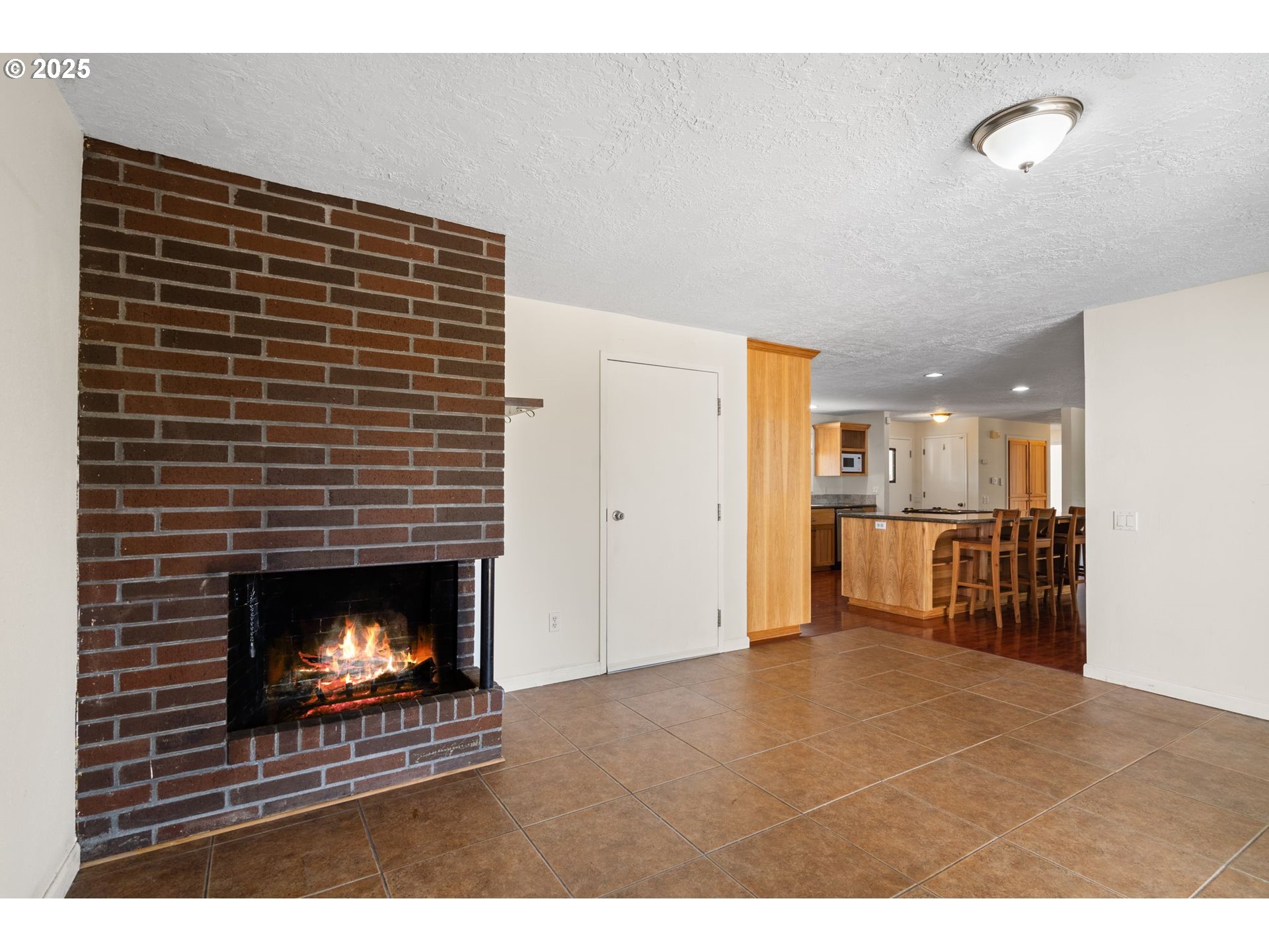 3285 Northeast 5th Street Gresham, OR 97030 - Photo 12 of 35 a view of open kitchen