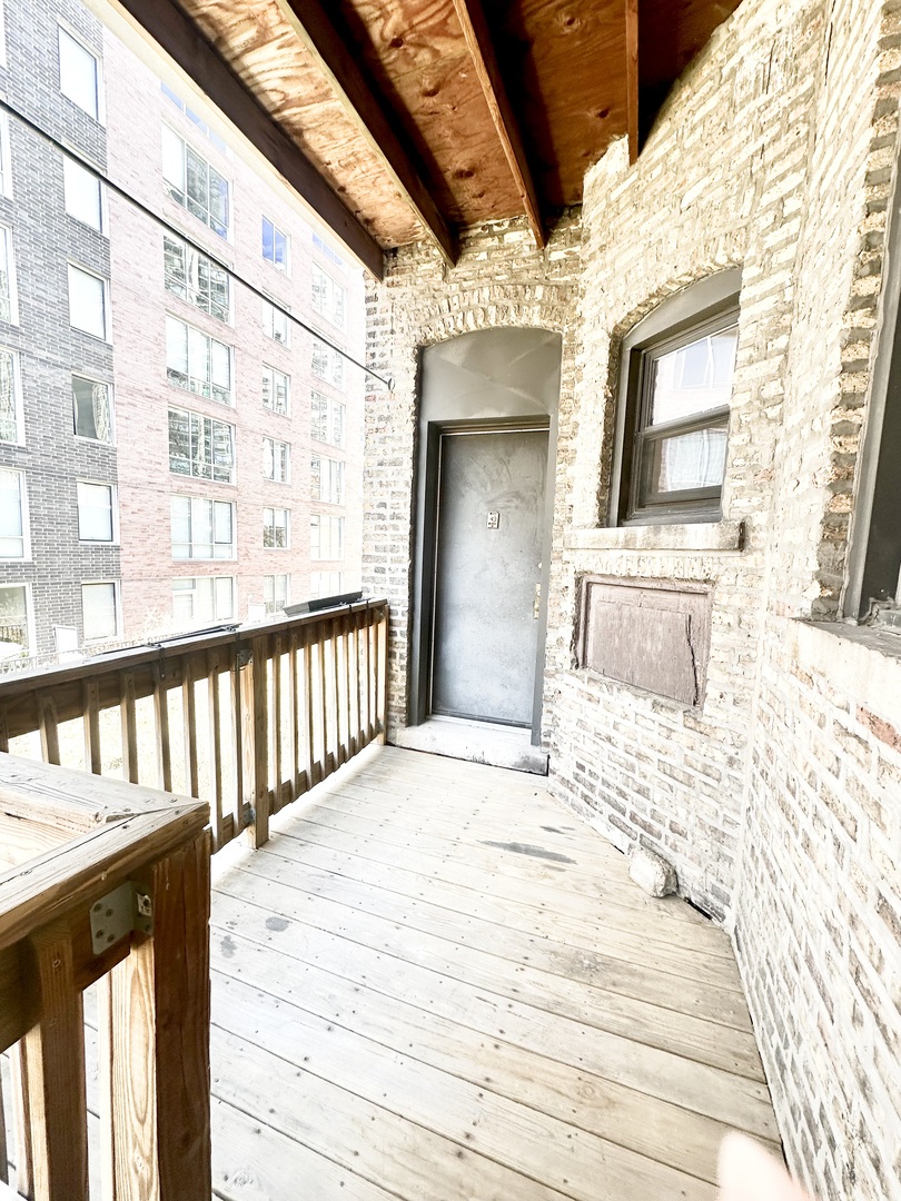 726 West Sheridan Road, Unit 3N Chicago, IL 60613 - Photo 6 of 6 Gallery Image 6