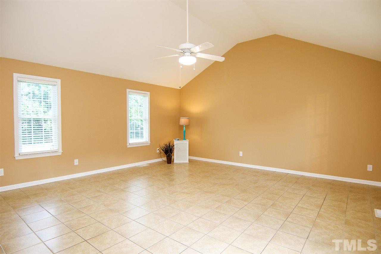 100 Rope Swing Circle Benson, NC 27504 - Photo 13 of 25 Gallery Image 13