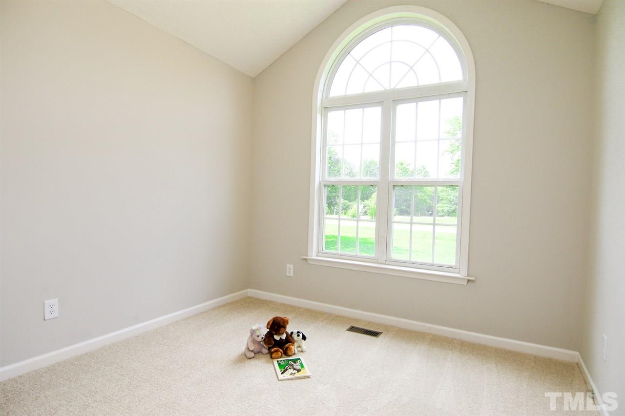 100 Rope Swing Circle Benson, NC 27504 - Photo 15 of 25 Gallery Image 15