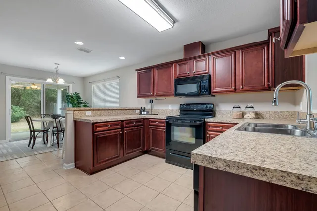 $275,000 | 431 Brooke Hampton Drive, Tallahassee, FL 32301