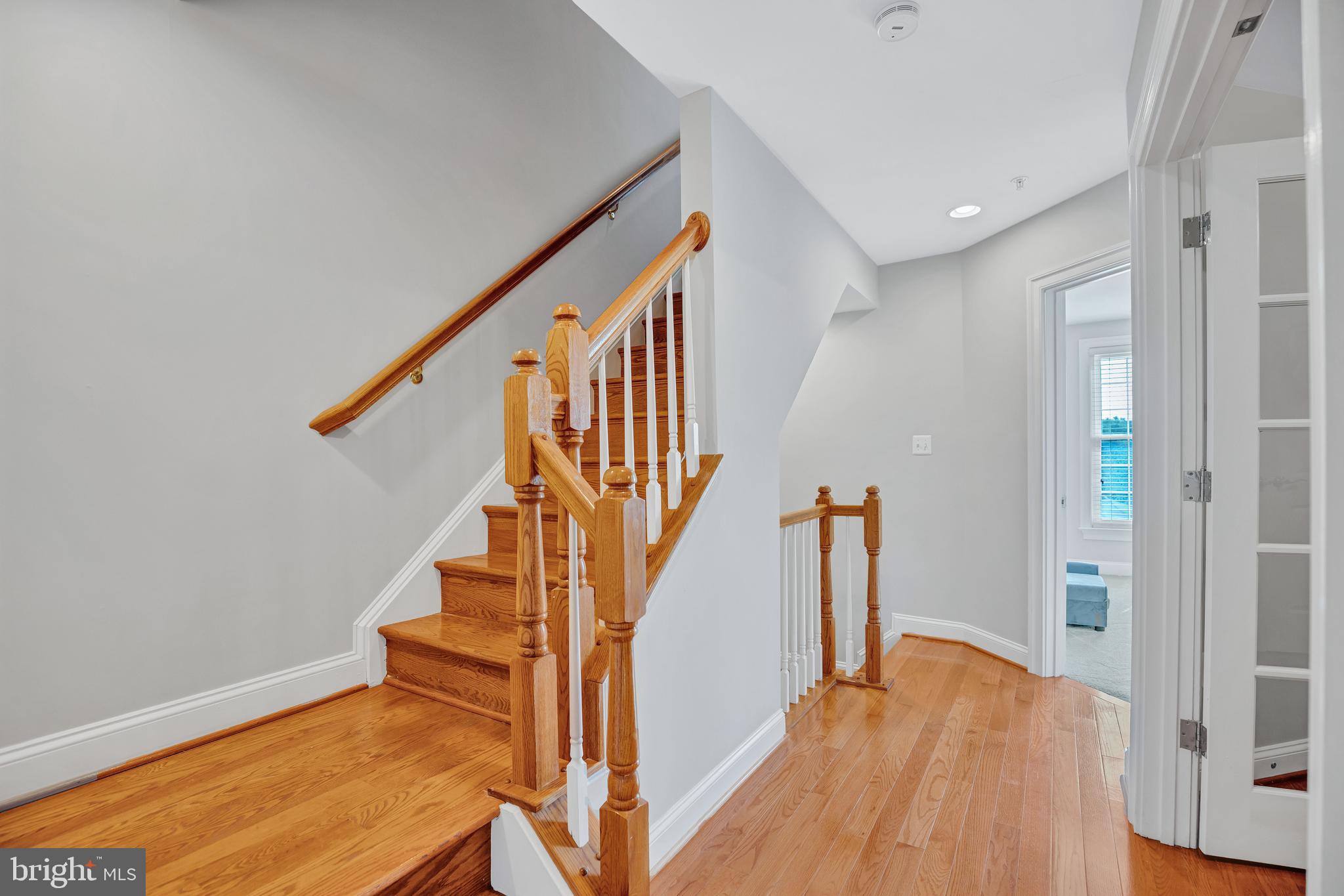 1511 Portner Road Alexandria, VA 22314 - Photo 17 of 67 Oak Staircase to Upper Levels