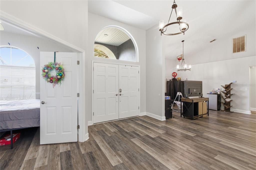 3042 Colonial Ridge Drive Brandon, FL 33511 - Photo 11 of 77