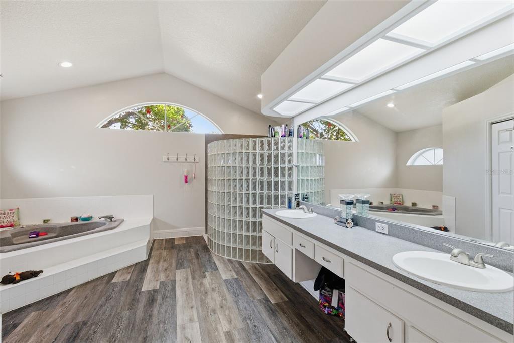 3042 Colonial Ridge Drive Brandon, FL 33511 - Photo 39 of 77