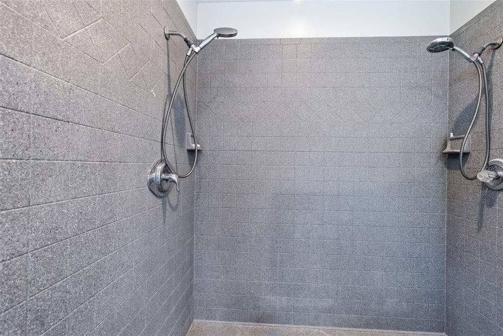 3042 Colonial Ridge Drive Brandon, FL 33511 - Photo 44 of 77