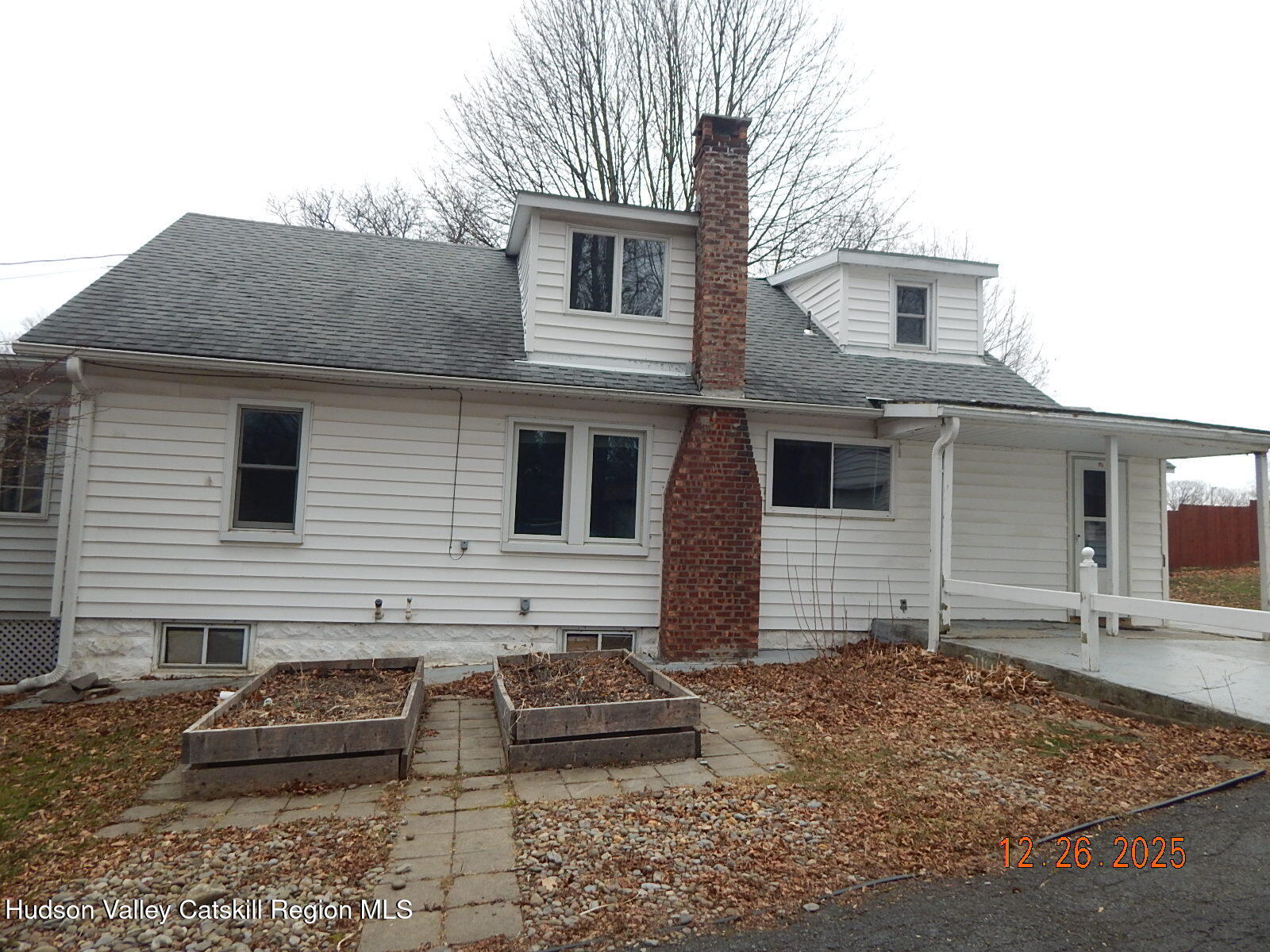 118 Ingalside Road Greenville, NY 12083 - Photo 4 of 37 a house view with a outdoor space