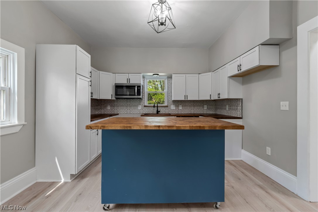 6464 Creston Road Southwest Canton, OH 44706 - Photo 6 of 35 Gallery Image 6