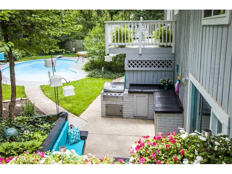 8068 Hawthorne Road Indianapolis, IN 46256 - Photo 22 of 24 Gallery Image 22