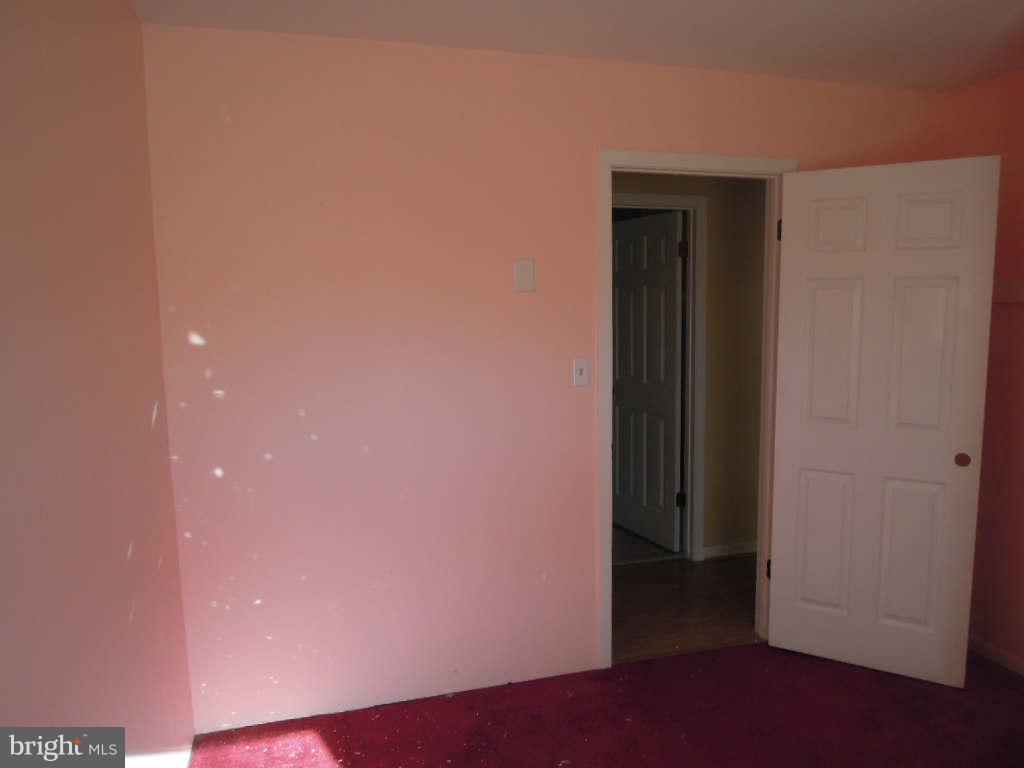 219 Almost Heaven Road Falling Waters, WV 25419 - Photo 11 of 17 Bedroom