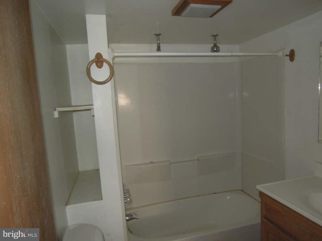 219 Almost Heaven Road Falling Waters, WV 25419 - Photo 16 of 17 Bath