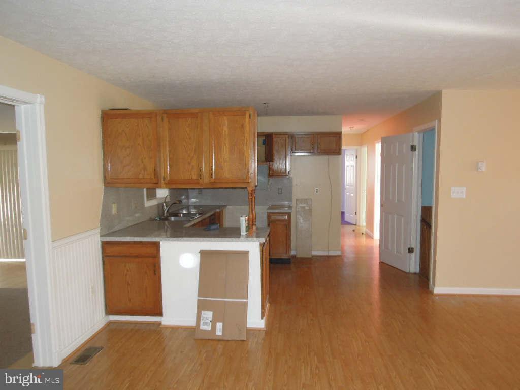 219 Almost Heaven Road Falling Waters, WV 25419 - Photo 8 of 17 Kitchen