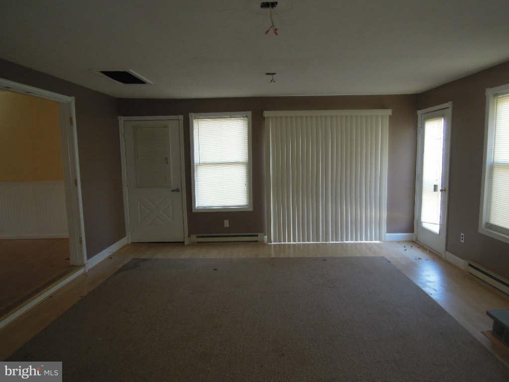219 Almost Heaven Road Falling Waters, WV 25419 - Photo 10 of 17 Family Room