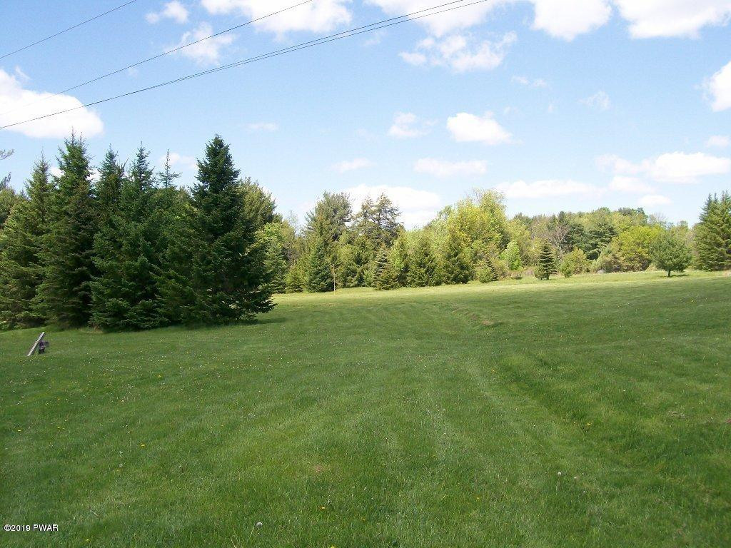 347 Swamp Brook Road Hawley, PA 18428 - Photo 9 of 32