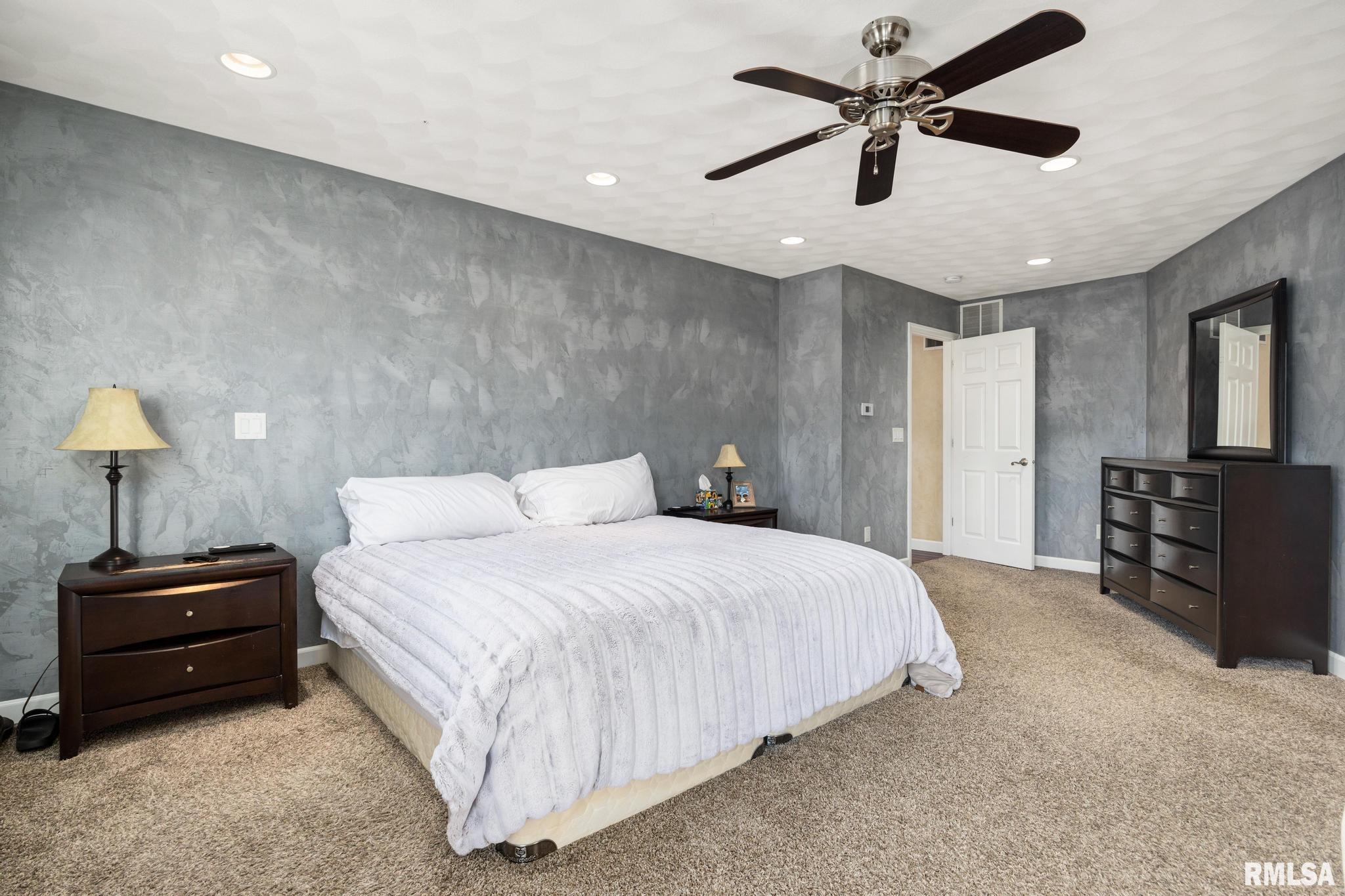 15945 Gresham Road Mackinaw, IL 61755 - Photo 19 of 54