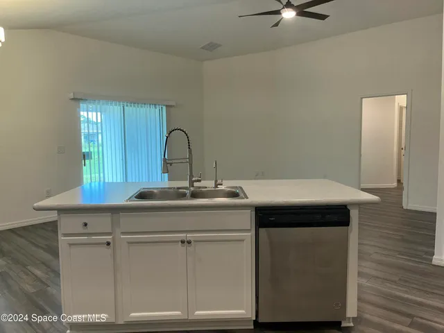 $2,400 | 1178 Dania Circle, Palm Bay, FL 32905