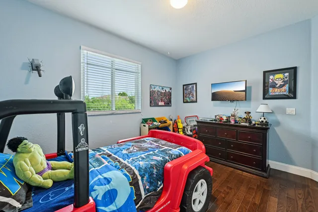 a view of a livingroom with furniture and window