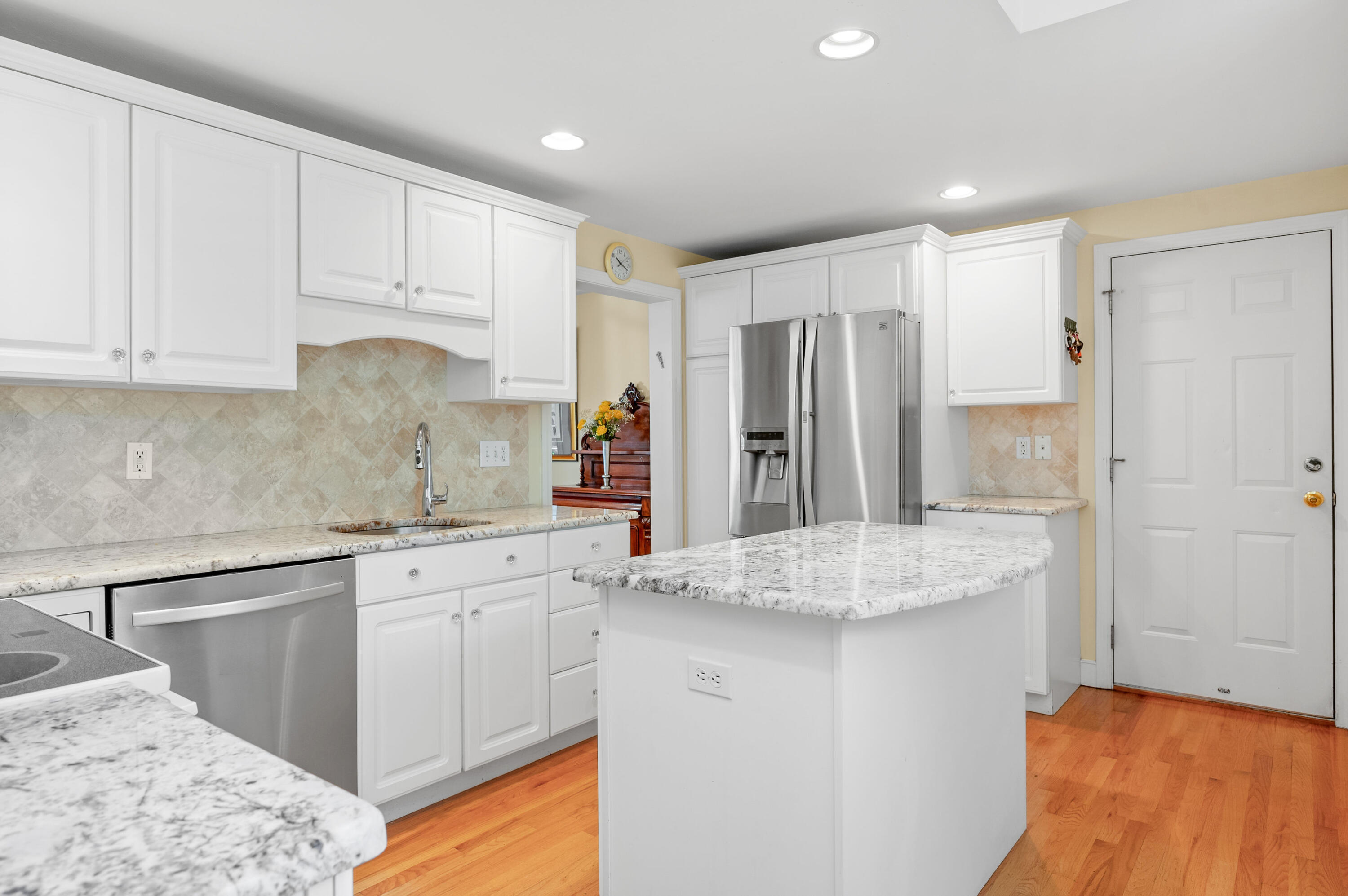 67 Crestview Circle Centerville, MA 02601 - Photo 11 of 43 IMG_0758