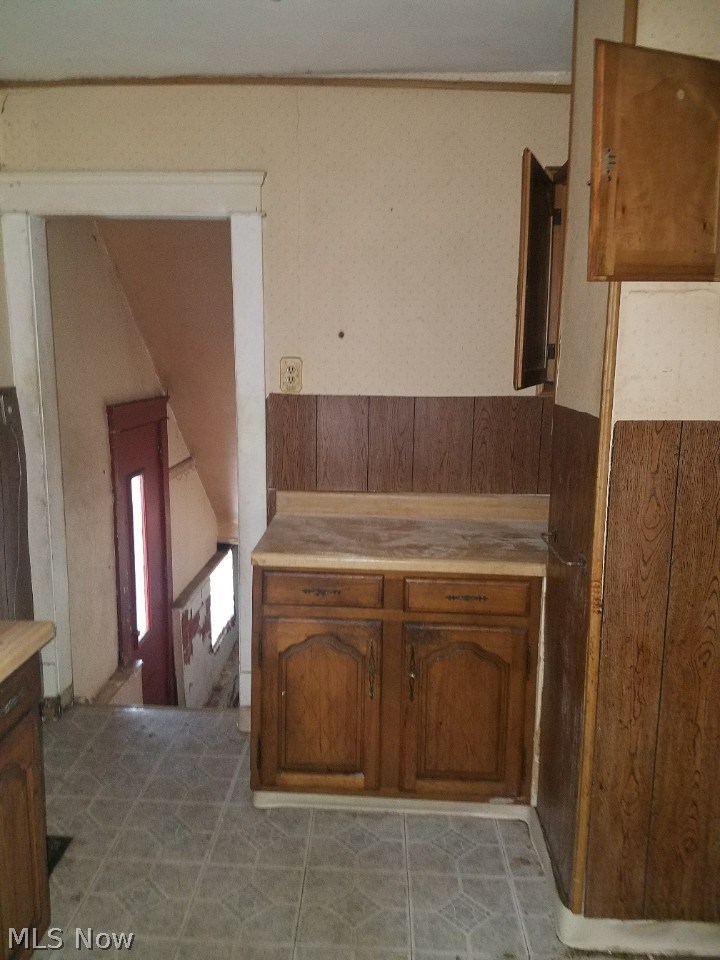 958 Stevenson Road Cleveland, OH 44110 - Photo 9 of 9