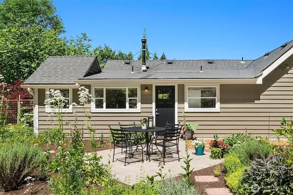 $918,000 | 11323 East Riverside Drive, Bothell, WA 98011