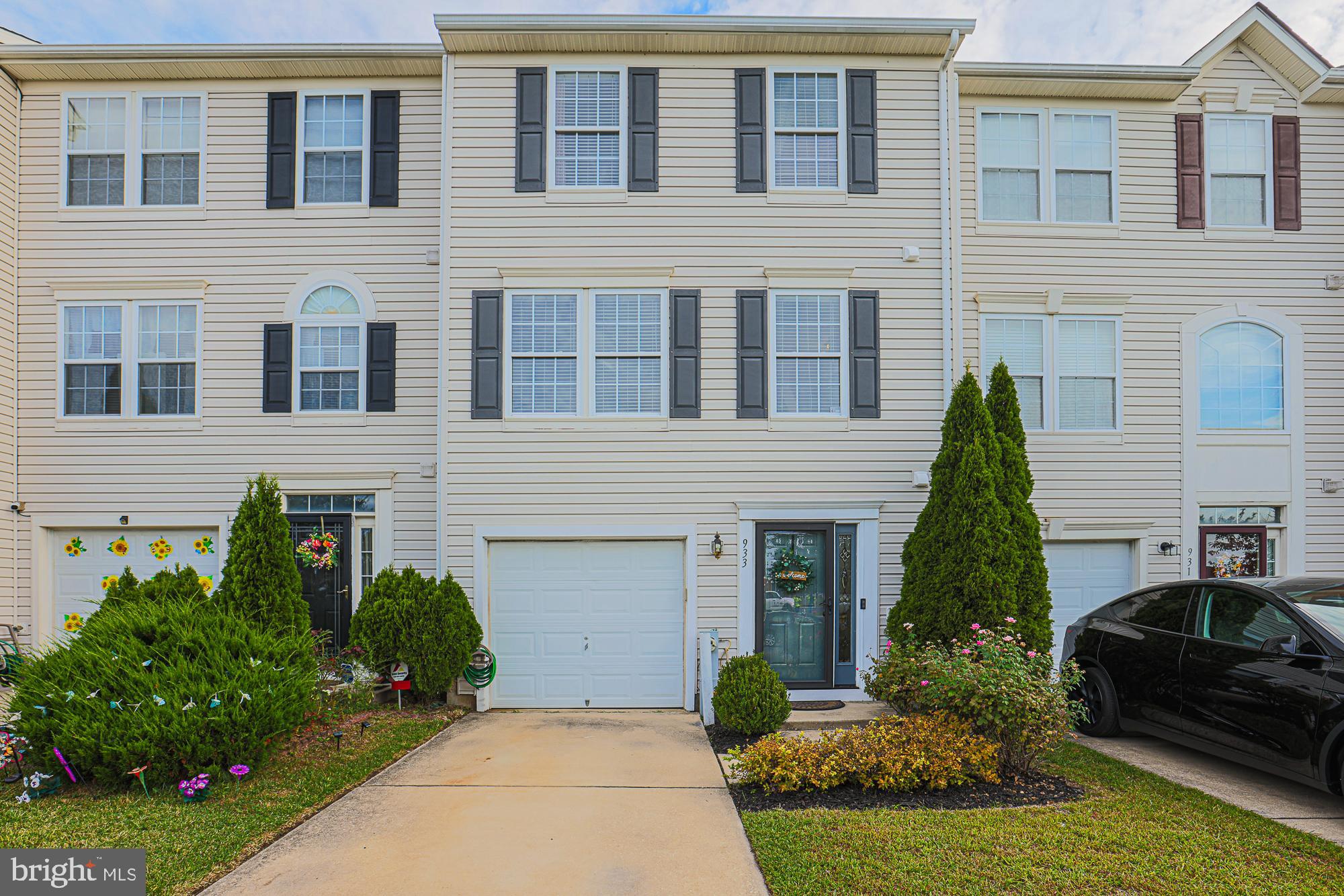 933 Tipton Road Middle River, MD 21220 - Photo 1 of 51