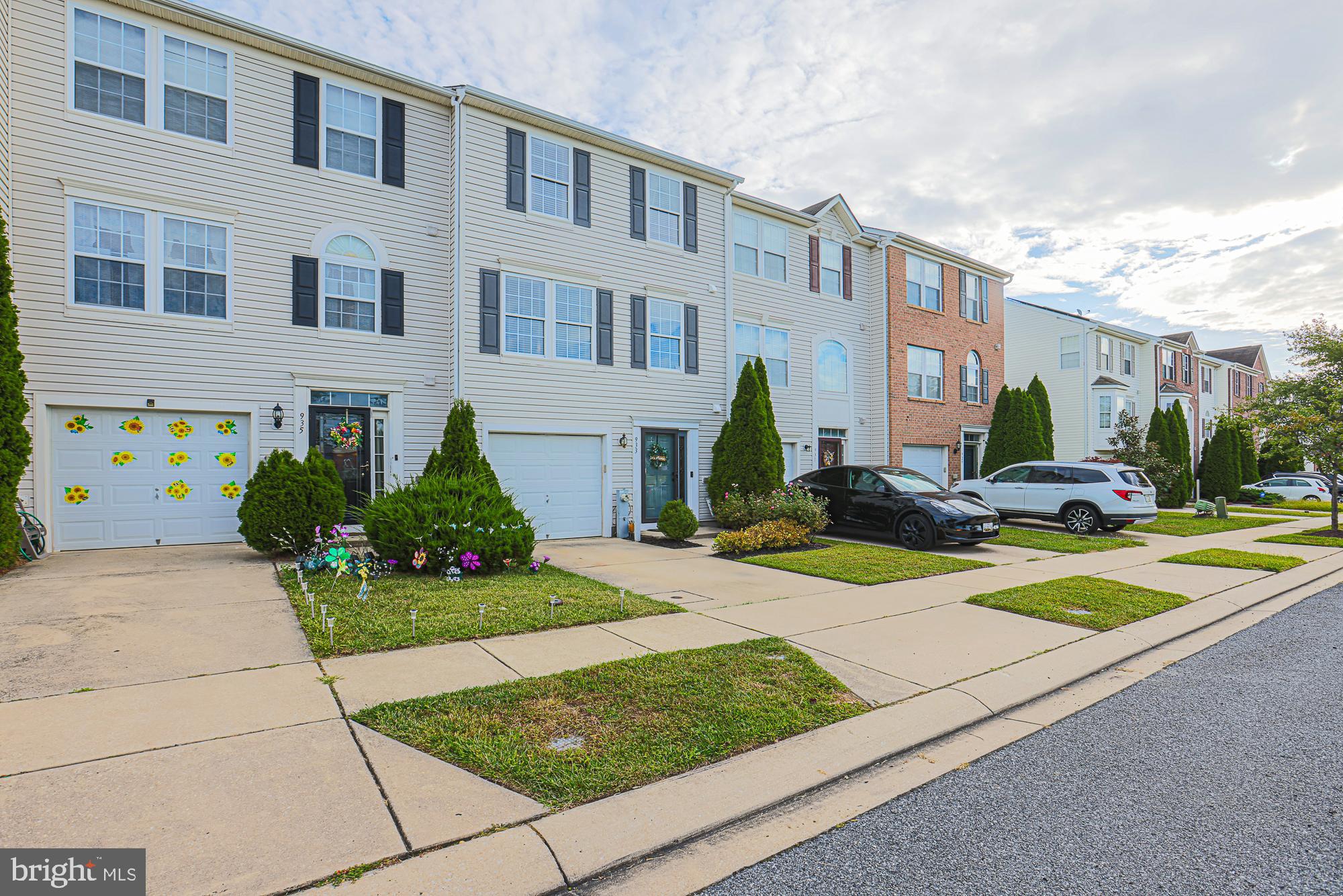 933 Tipton Road Middle River, MD 21220 - Photo 3 of 51