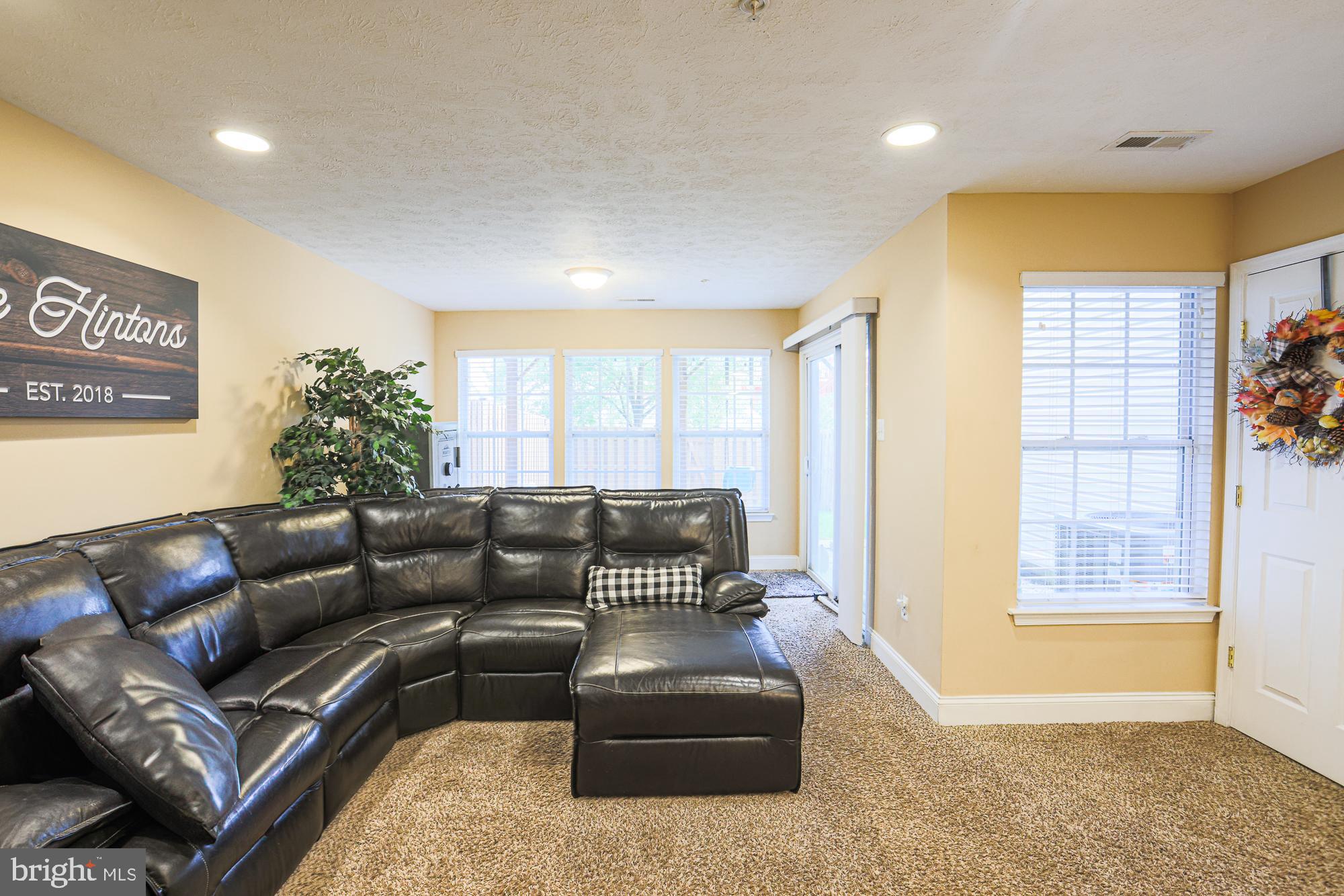 933 Tipton Road Middle River, MD 21220 - Photo 6 of 51